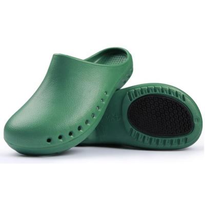 China PTE Lightweight Slip Resistant Rubber Clog Slipper Hospital Operation Theater Medical Surgical Shoes for sale