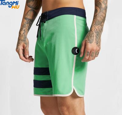 China 2021 Summer Anti-Wrinkle Casual Polyester Stretch Stripe Beach Shorts Board Shorts Stylish Men's Boardshorts for sale