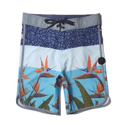 China Anti-Wrinkle Summer Beach Shorts Panel Shorts 5 Way Patchwork Waterproof Quick Dry Plus Size Swimshorts Men Swim Shorts for sale