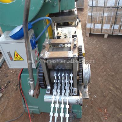 China Barbed Wire Making Machine Maker for sale