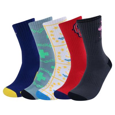 China Custom Breathable Couples Logo Sports Socks Customize Colorful And Durable Spring Basketball Men Socks for sale