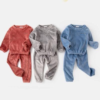 China Breathable Best Price Fleece Girl Kids Clothes Suit Children Winter High Quality Soft Coral Pajamas for sale