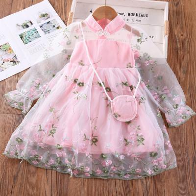 China 2021 Washable Autumn New Embroidery Baby Girls Dress Dresses Love Long Sleeve Kids Dresses Designs Baby Dresses for sale