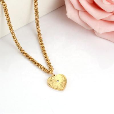 China TRENDY 18k Gold Plated Stainless Steel Gold Silver Vintage Zircon Love Heart Couple Necklaces For Lovers for sale