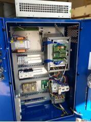 China Elevator Control Cabinet With 5.5kw 7.5kw 11kw Gearbox T024 PG Card Blue Color Box for sale