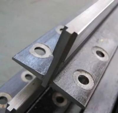 China Machined Elevator Guide Rail T75-3/B  With Fish Plate And Clips for sale