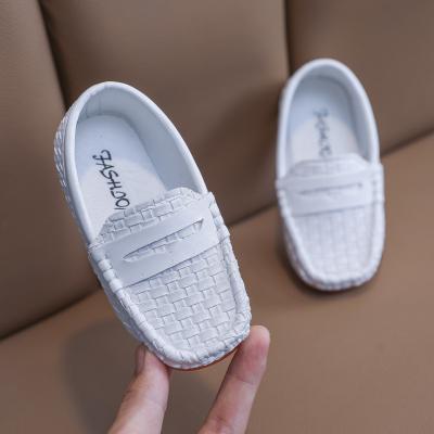 China New round kids boy and girl children's moccasin soft casual boat polka dots shoes cheap shoes for sale