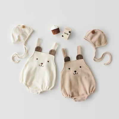 China Factory wholesale sweet baby romper with hat printed baby clothes pajamas set newborn baby clothes for sale