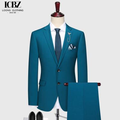 China Men's Dark Green Notch Lapel 3-Piece Suit with Anti-Shrink Fabric and Customers' Option for sale