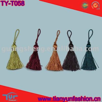 China Pottle Pookmark Perfume Tassel Mini Polyester Head Tassel for sale