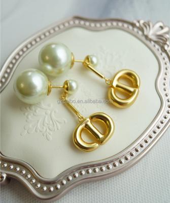 China FASHIONABLE gift rabid clip on non pierced earrings for sale