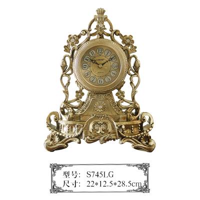 China Luxury Antique Style Infinity Instrument Desk Clock The Estrade-Distressed Round Table Clock S745LG for sale