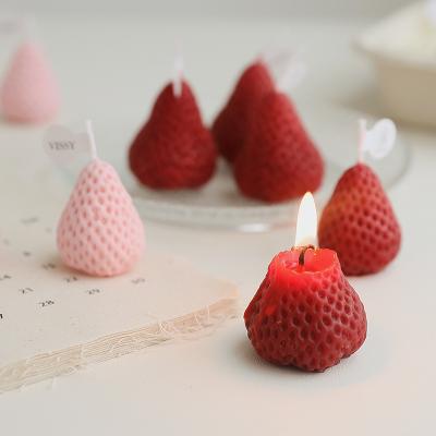 China Private Label Fruit Aroma Decorative Lighting Custom Strawberry Shaped Mini Soy Wax Handmade Candle For Bedroom Bathroom Small Scented Candle for sale