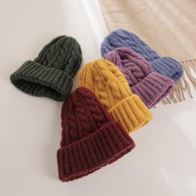 China 2021 Hot Fashion Beanie With Pom-poms Gorro De Malha Muts OEM Amazon COMMON Hot Sale Winter Hat for sale