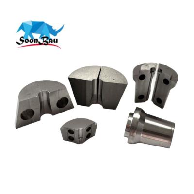 China Made By 3-5 Axis CNC Engraving Screw Mold Price Segmented Die for sale