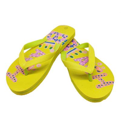 China CUSHIONING Bright Color Flip Flops Letter Pattern Flip Flops Flip Flop Slippers For Women casual for sale