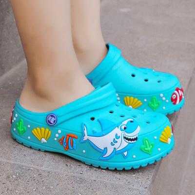 China Lightweight Beach Shoes New Cartoon Anti-slip Bag Sandals Baby Slippers Shoes Gardening Slippers for sale