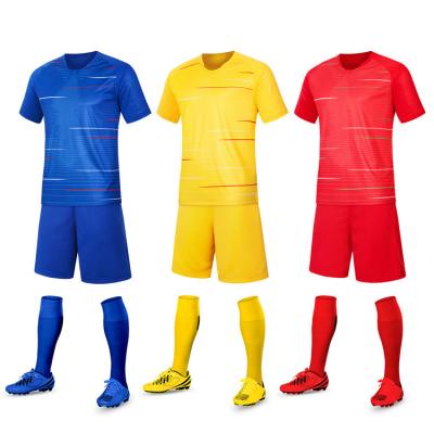 China Breathable Customized 2021 Season Men's Team Soccer Jersey Set Red White Soccer Football Uniform Set for sale