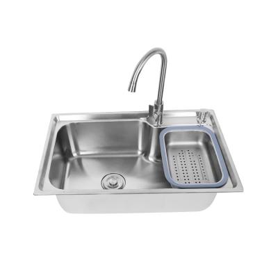 Cina High Quality Single Bowl Table Top Without Faucet Small Above Counter Kitchen Sinks 201/304 Stainless Steel With Strainer in vendita