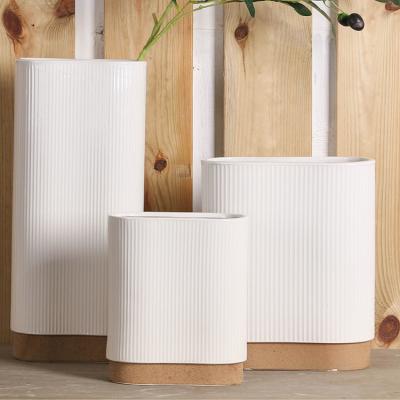 China Indoor Decorative White Ceramic Set of Art Decor Vases Wholesale Modern Home Art Vases For Unique Flower for sale