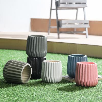 China New Product Durable Garden Glazed Ceramic Pots For Cactus Plants Office Decoration Unusual Plant Pots With Drainage Hole for sale