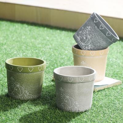 China Custom makers geometry pattern cement plant planters vasos de planta other garden ornaments plant succulent planter for sale