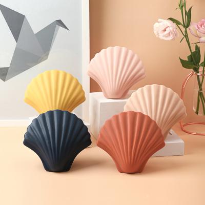 China OEM Customized Durable Yellow Color Jewelry Gift Box Luxury Ornament Shell Shape Ceramic Jewelry Storage Boxes cajas de joyeros Morandi for sale