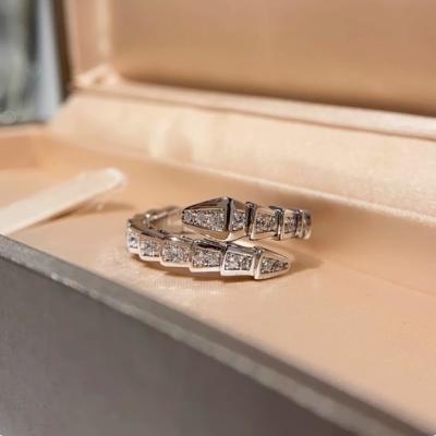 China Snake Ring Lab Grown Diamond 18K Gold Rings Jewelry Customize Acceptable for sale