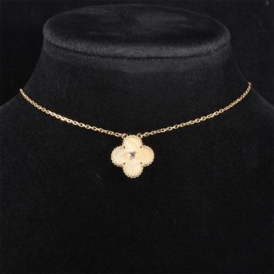 China Clover Flower Vintage Alhambra Necklace Pendant 18K Yellow Gold for sale