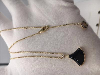 China Black Gemstone diamante 18K Pendente Colar de Ouro Amarelo Com Pendente de Ónix à venda