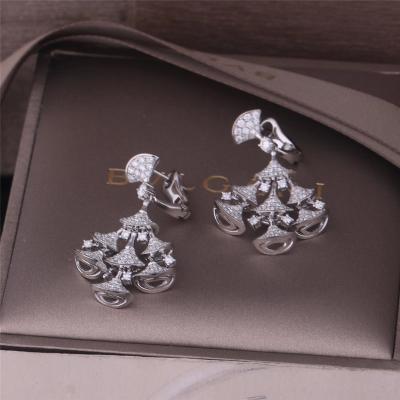 China Roma Divas Dream 18 Karat Gold Earrings White Gold With 7 Main Diamonds And Full Pavé Diamonds for sale