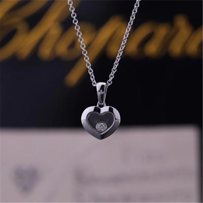 China Icons Happy Diamonds 18K Pendant Necklace Heart In Ethical White Gold for sale