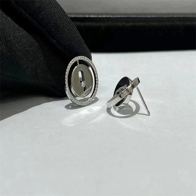 China Custom 18kt White Gold Diamond Earrings Stud AU750 For Women for sale