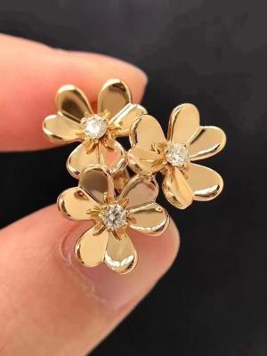 China Prong Diamond Flower Cluster 18 Karat Gold Earrings Jewelry Polished for sale