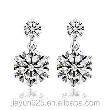 China New Style Jewelry Shiny Silver CZ Silver Stud Earrings , Snowflake Gemstone 18K Gold Stud Earrings for sale