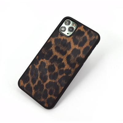 China Unique/100% Eco-friendly Phone Case/Luxury High Quality Slim/Light Custom Ysure Logo Color Blocking Exotic Leopard Leather Cell Phone Case for sale