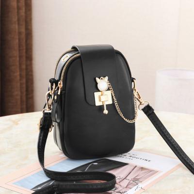 China Fashion Chain Mini Mobile Phone Bag Female Vertical Messenger Small Bag Cute Female Bag for sale