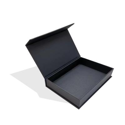 China Caja de regalo de tapa magnética de colores personalizados de embalaje Papel de cierre magnético para el embalaje del cabello en venta