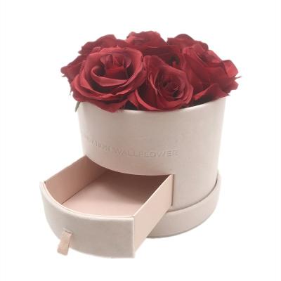 China ODM Regalo de lujo para siempre Rosas Caja para joyería Chocolate envasado con flores en venta