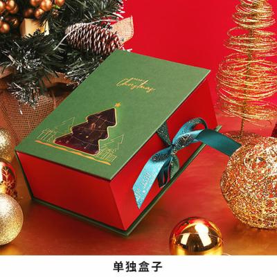 China Flute A/B/E Cardboard Christmas Paper Gift Box for Holiday Gifts for sale