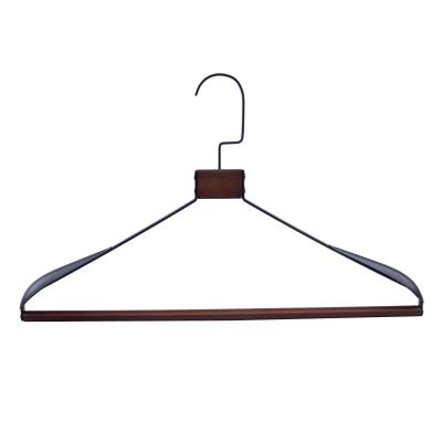 China 2021 Creative Design Beech Wood Metal Material Eco-friendly Hangers Powder Coated Wooden Bar For Clothes Closet for sale