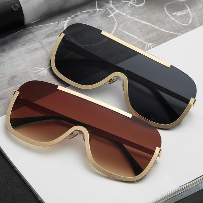 China Fashion YECHENG Sunglasses Rectangle Sunglasses Show Many Spot Private Label Soft Locs Sunglasses for sale