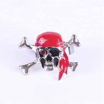 China Vintage Halloween Punk Jewelry Titanium Steel Pirates Skull Ring Customize Ring Pirate Cool Skull Ring for sale