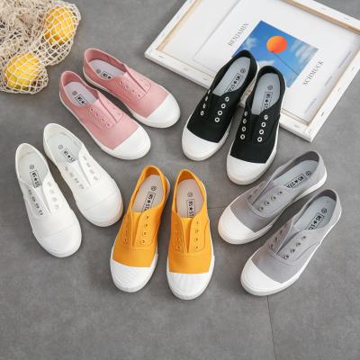 China Hard-Wearing Factory Price Canvas Shoes Custom Women's Slip On Canvas Loafer Shoes Fashion Low Cut Canvas Trendy Sneakers Vulcanized Shoes for sale