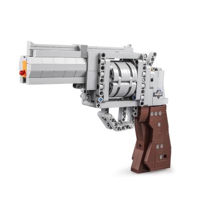 China Military Weapon Building Block Cada Revolver Pistol Gun Game Building Blocks Brick C81011 Christmas Christmas Birthday Military Toys For Boy Children for sale