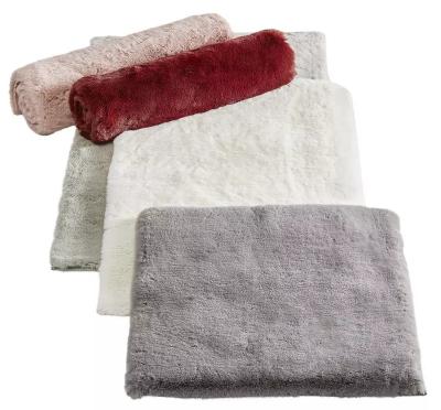 China SOLID RABBIT FUR BATH MAT washable for sale