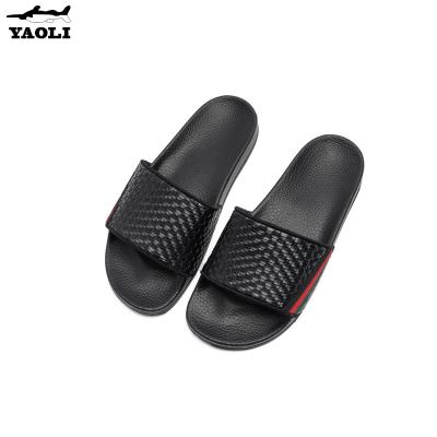 China Year Round Fashion Trend Flat Slide Sandals Custom, Trendy Custom Made Slide Sandal PU Leather Black Slipper for sale