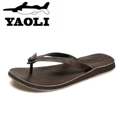 China New Anti-slippery Summer Leather Flip Flops, Men's Outdoor Wear Sandals, Men's Outdoor Men's Feet Clip Handmade Full Leather Slippers, for sale