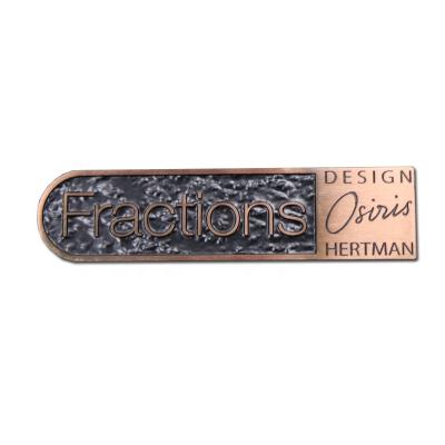 China Europe Manufacturer Custom Fancy Die Casting Antique Metal Nameplate Plated Zinc Alloy Lacquer Logo Name Plate for sale