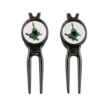 China Custom Gifts Promotional Zinc Alloy Metal Ball Markers Golf Digging Repair Tool Golf Digging Tools for sale